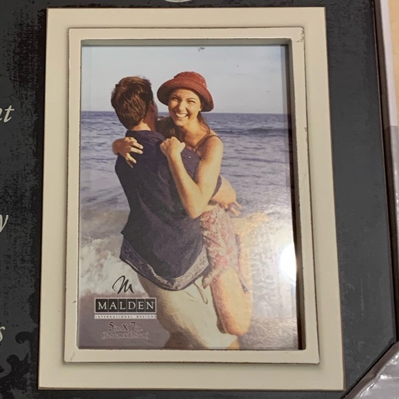 “Moments” Photo Frame - Picture 2 of 3